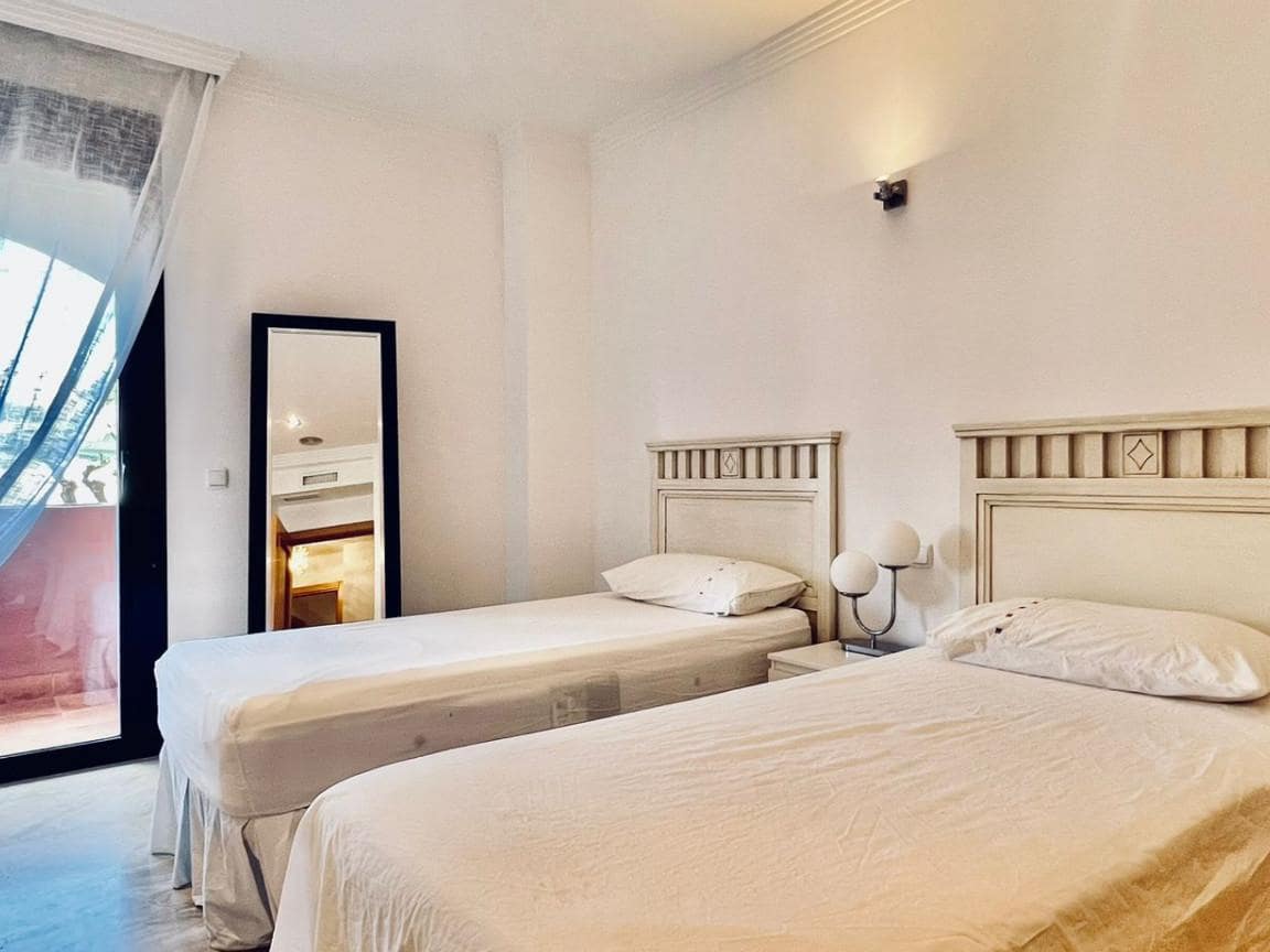 3 sovrum Lägenhet till salu i Marbella med pool garage - 535 000 € (Ref: 10002163)