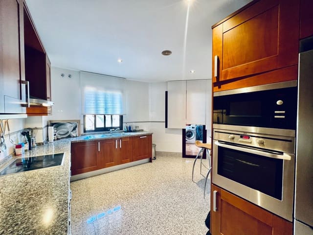 3 sovrum Lägenhet till salu i Marbella med pool garage - 535 000 € (Ref: 10002163)
