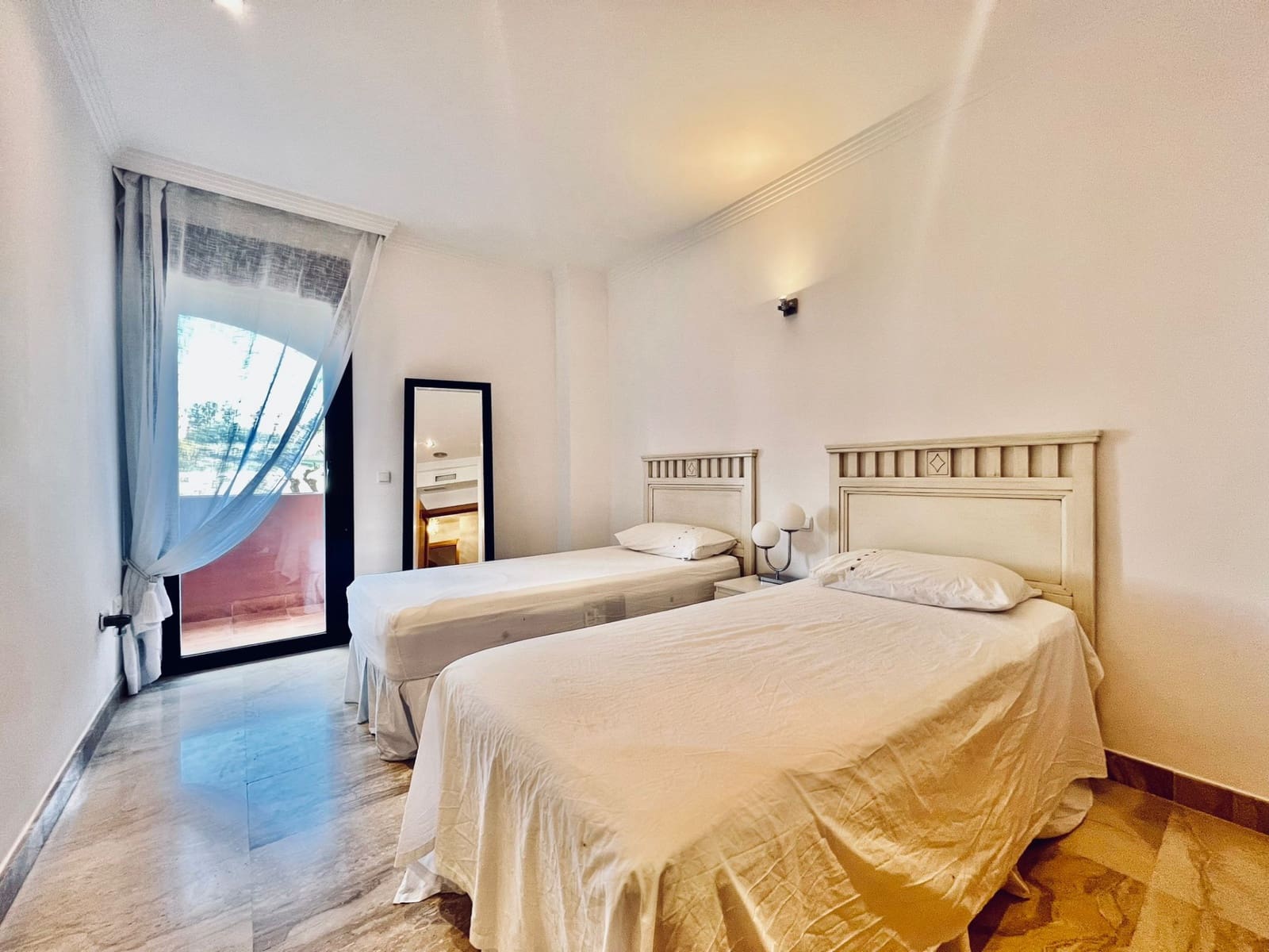 3 sovrum Lägenhet till salu i Marbella med pool garage - 535 000 € (Ref: 10002163)