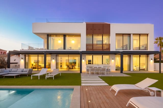 5 soveværelse Villa til salg i Estepona med swimmingpool garage - € 4.900.000 (Ref: 10002164)