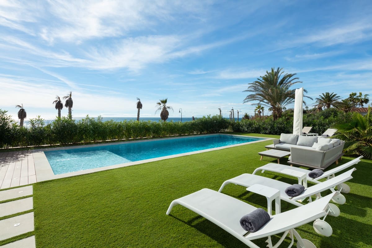 5 soveværelse Villa til salg i Estepona med swimmingpool garage - € 4.900.000 (Ref: 10002164)