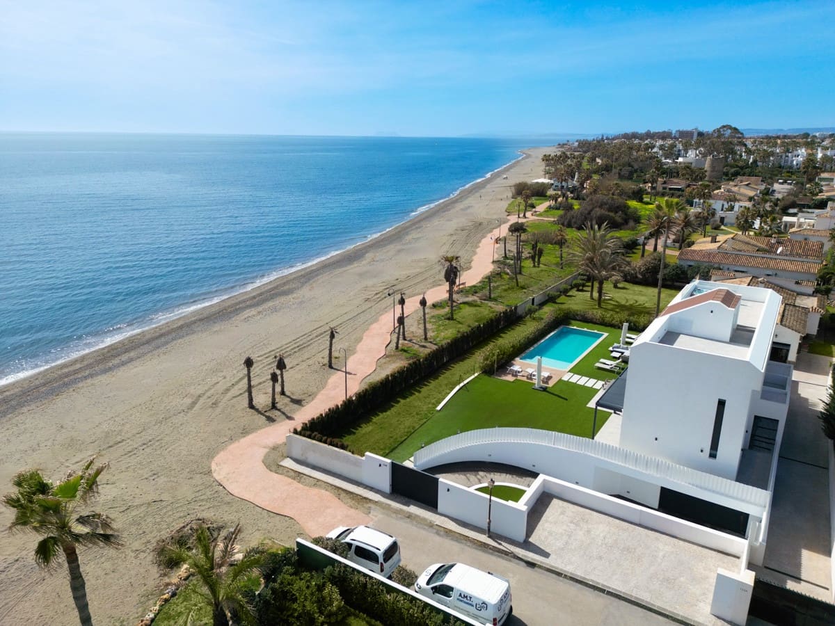5 soveværelse Villa til salg i Estepona med swimmingpool garage - € 4.900.000 (Ref: 10002164)