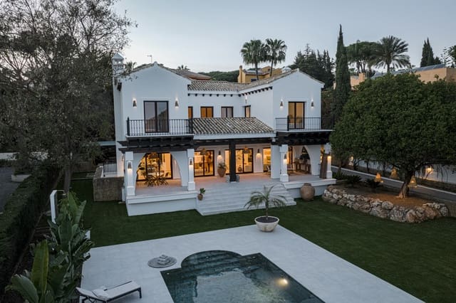 5 sovrum Villa till salu i Marbella med pool garage - 2 795 000 € (Ref: 10002173)