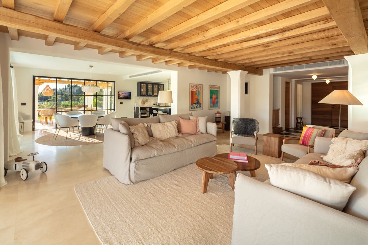 6 soverom Villa til salgs i El Madronal med svømmebasseng garasje - € 4 500 000 (Ref: 10002174)