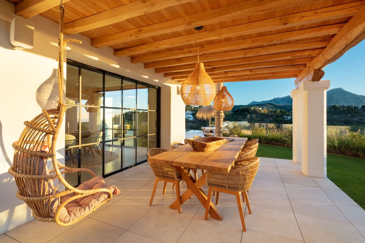 6 soverom Villa til salgs i El Madronal med svømmebasseng garasje - € 4 500 000 (Ref: 10002174)