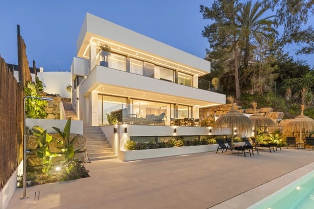 5 soverom Villa til salgs i Marbella med svømmebasseng garasje - € 2 495 000 (Ref: 10002175)