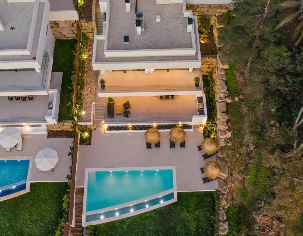 5 soverom Villa til salgs i Marbella med svømmebasseng garasje - € 2 495 000 (Ref: 10002175)