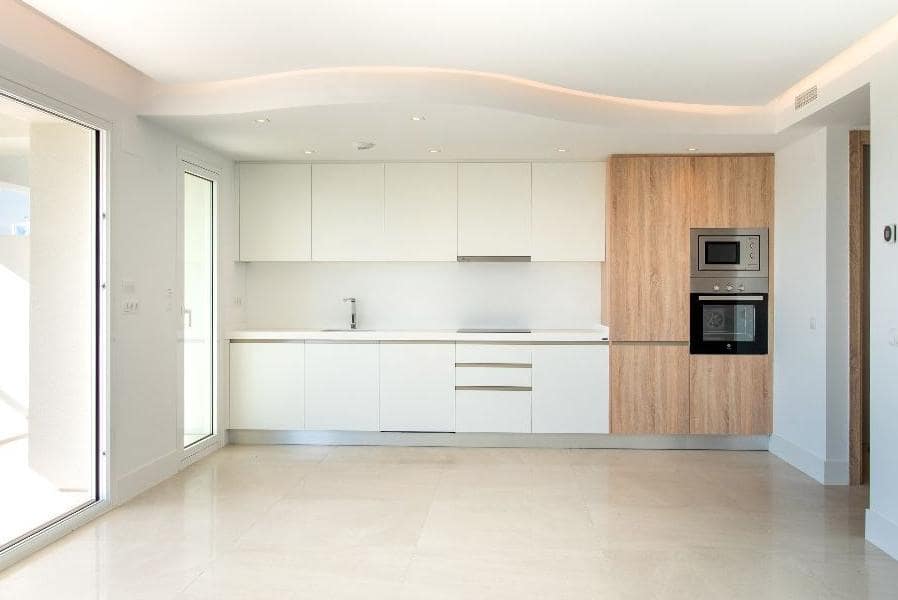 3 sypialnia Apartament na sprzedaż w Marbella z basenem garażem - 499 000 € (Ref: 10002176)