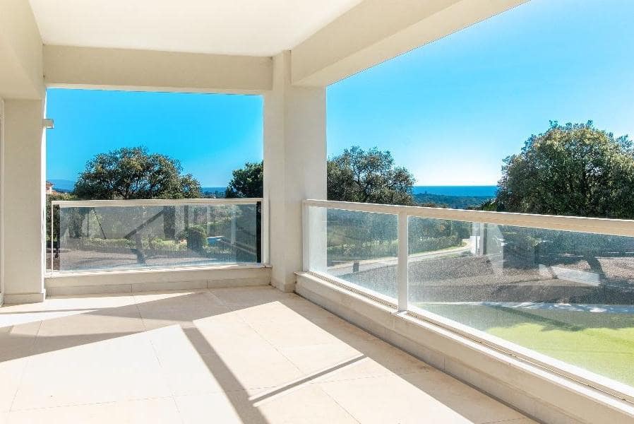 3 sypialnia Apartament na sprzedaż w Marbella z basenem garażem - 499 000 € (Ref: 10002176)