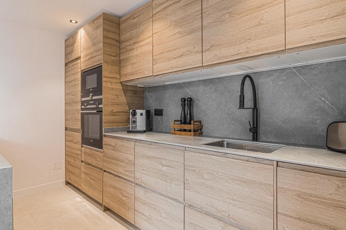 4 chambre Appartement à vendre à Marbella avec piscine garage - 699 000 € (Ref: 10002177)
