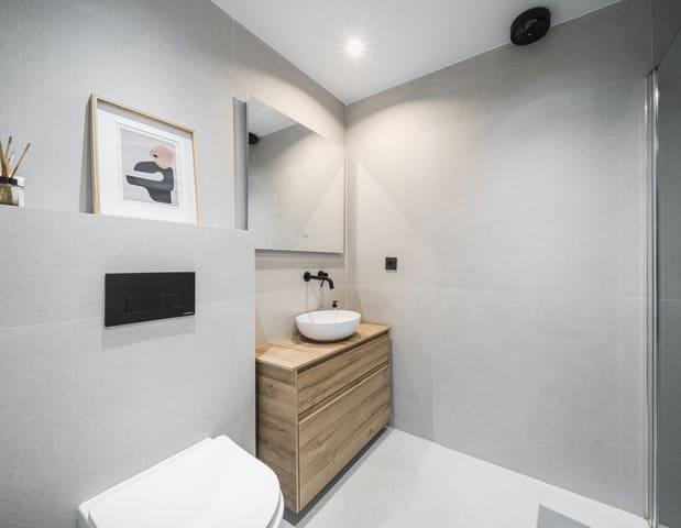 4 chambre Appartement à vendre à Marbella avec piscine garage - 699 000 € (Ref: 10002177)