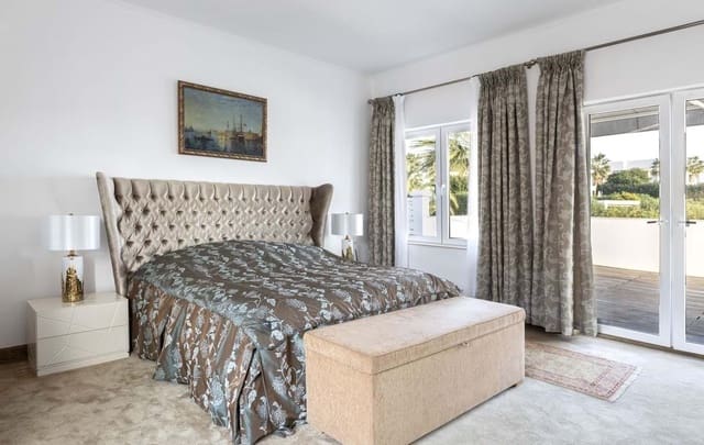 4 slaapkamer Villa te koop in Marbella met zwembad garage - € 1.700.000 (Ref: 10002178)