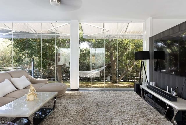 4 slaapkamer Villa te koop in Marbella met zwembad garage - € 1.700.000 (Ref: 10002178)