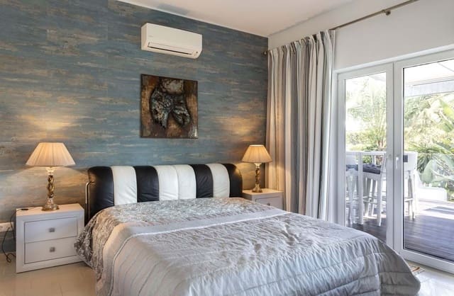 4 slaapkamer Villa te koop in Marbella met zwembad garage - € 1.700.000 (Ref: 10002178)