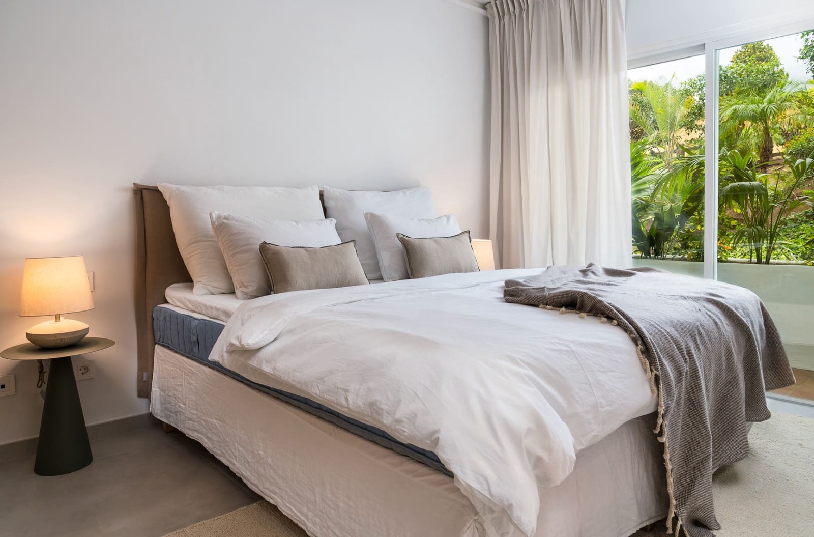Apartamento de 3 habitaciones en Marbella en venta con piscina garaje - 699.000 € (Ref: 10002180)