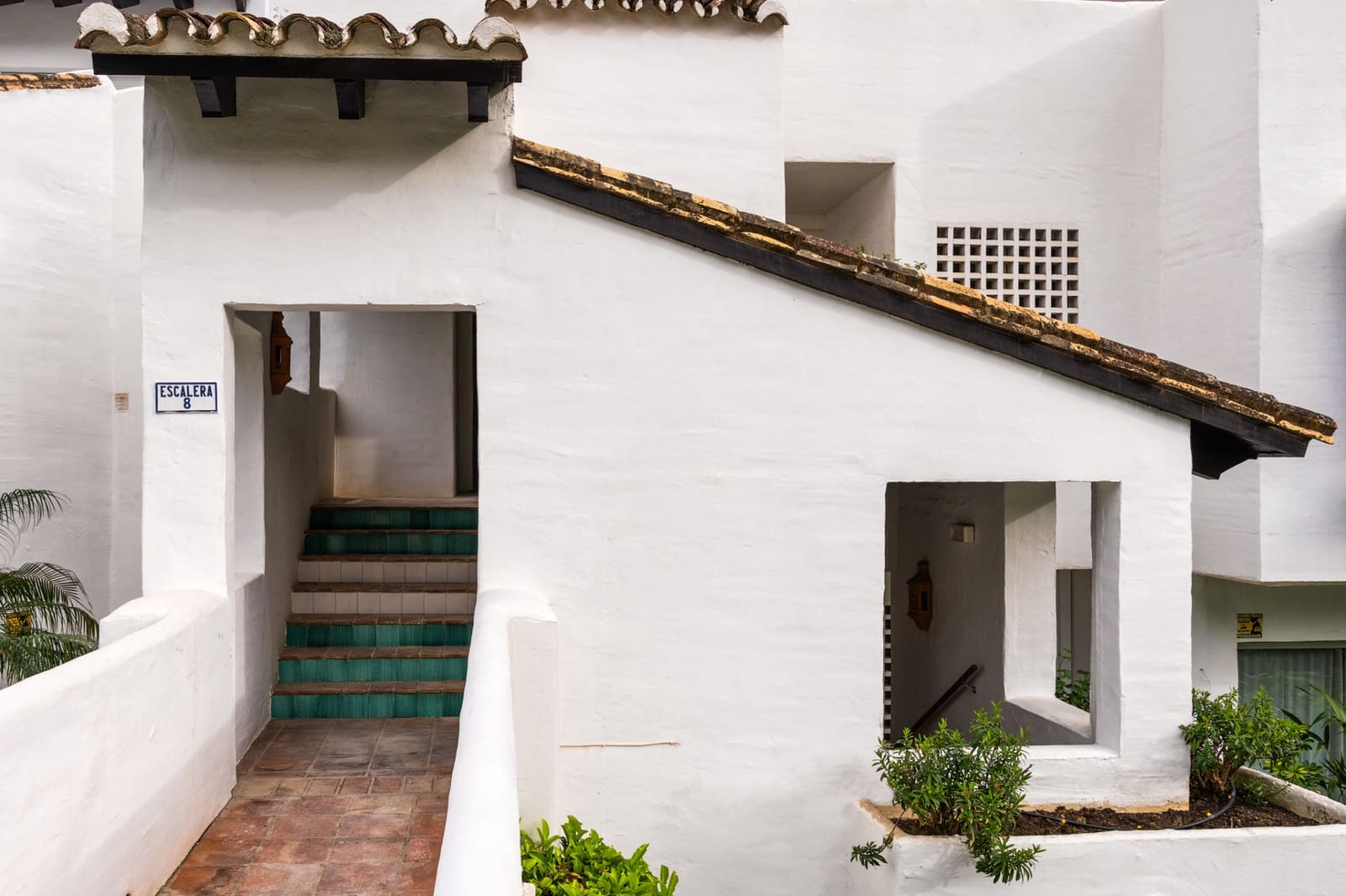 Apartamento de 3 habitaciones en Marbella en venta con piscina garaje - 699.000 € (Ref: 10002180)