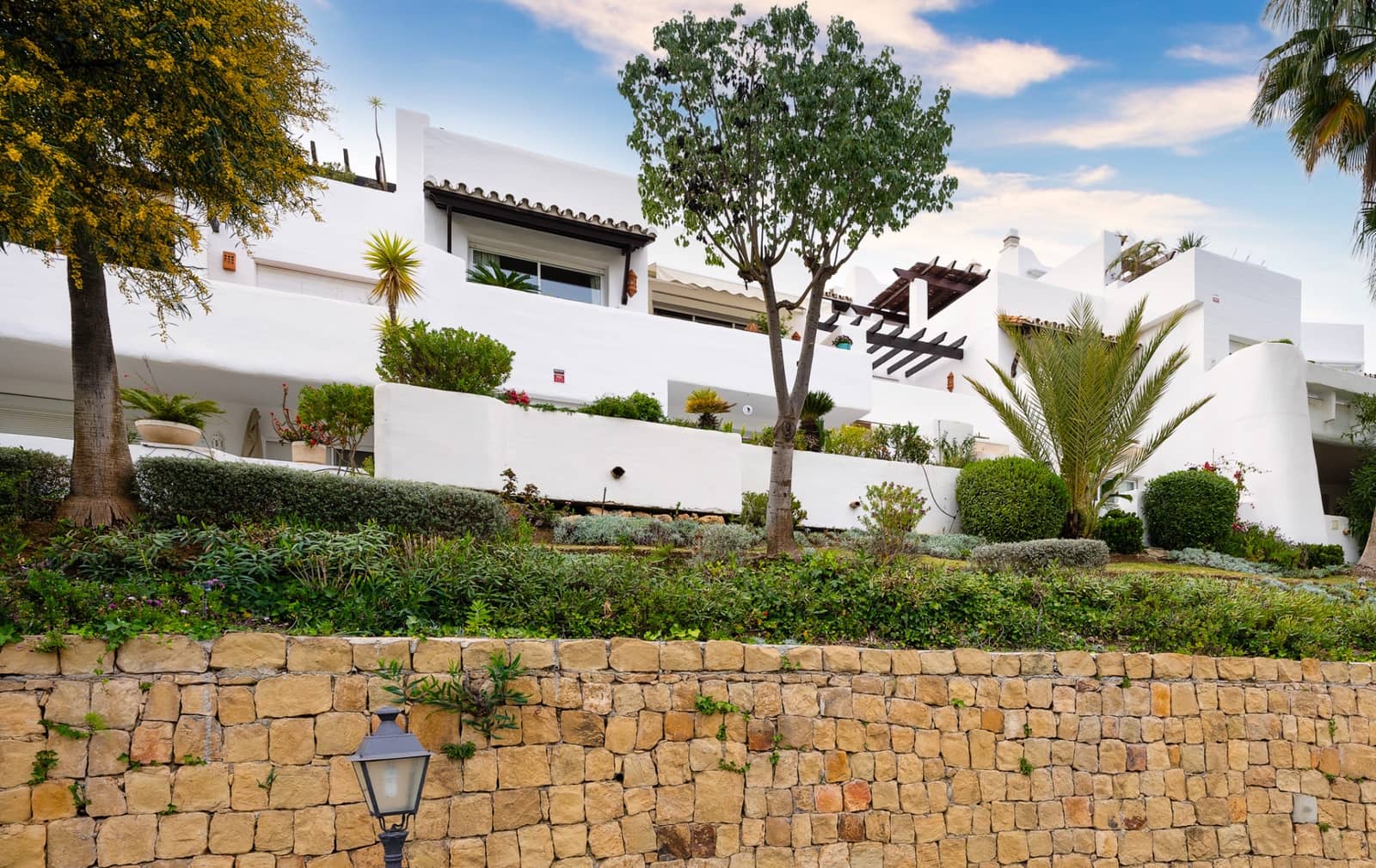 Apartamento de 3 habitaciones en Marbella en venta con piscina garaje - 699.000 € (Ref: 10002180)