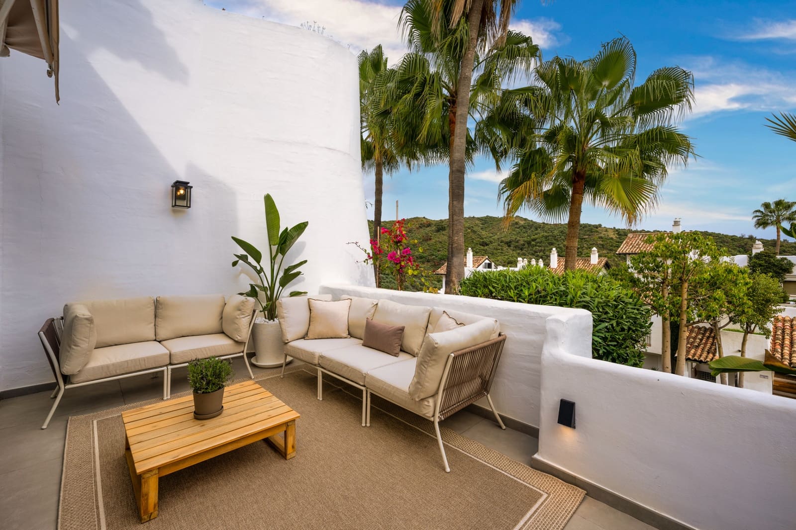 Apartamento de 3 habitaciones en Marbella en venta con piscina garaje - 699.000 € (Ref: 10002180)