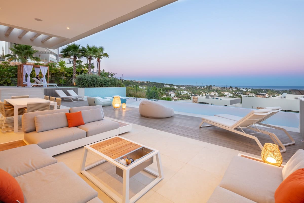 5 slaapkamer Villa te koop in Marbella met zwembad garage - € 5.395.000 (Ref: 10002181)
