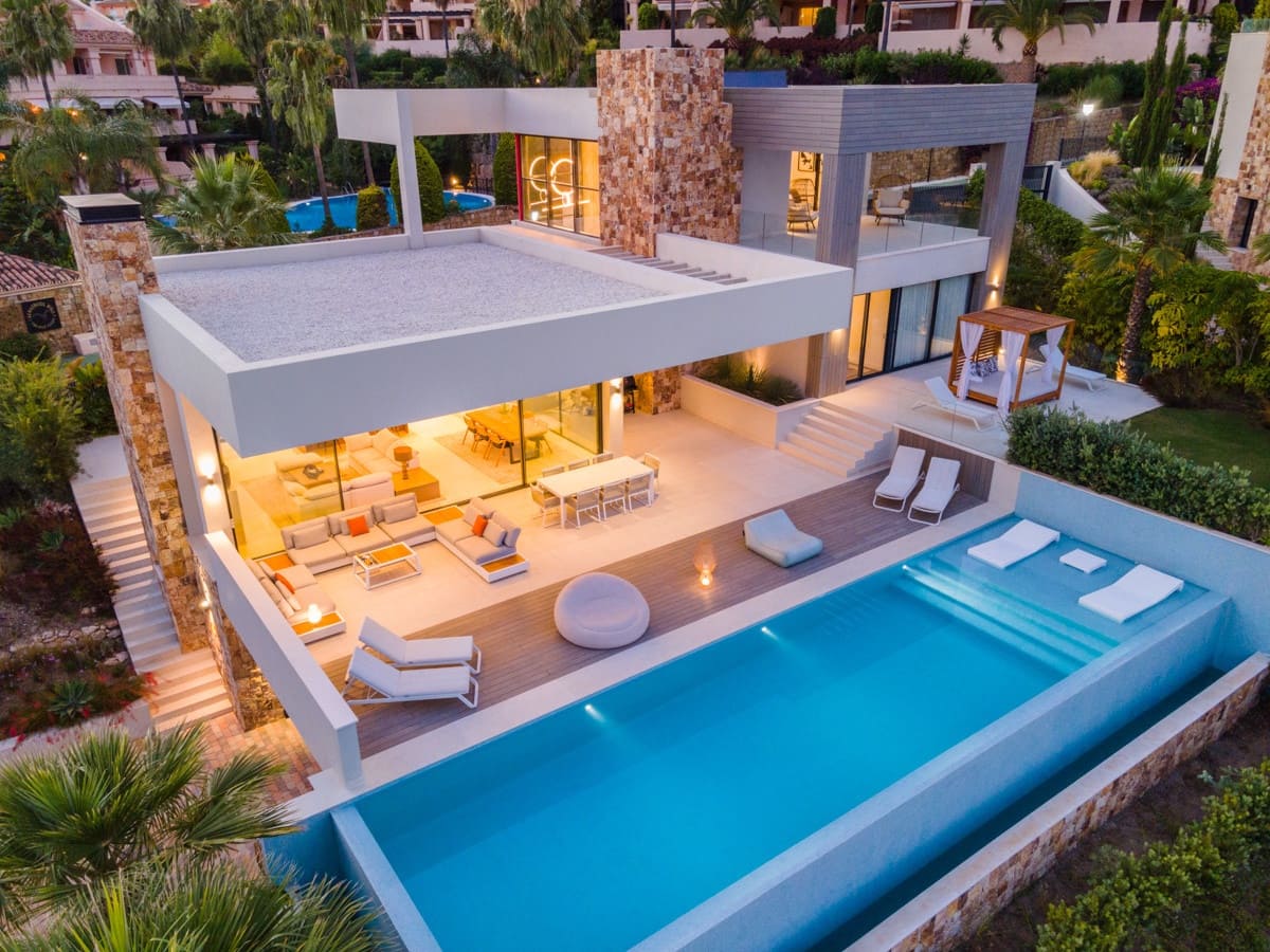 5 slaapkamer Villa te koop in Marbella met zwembad garage - € 5.395.000 (Ref: 10002181)