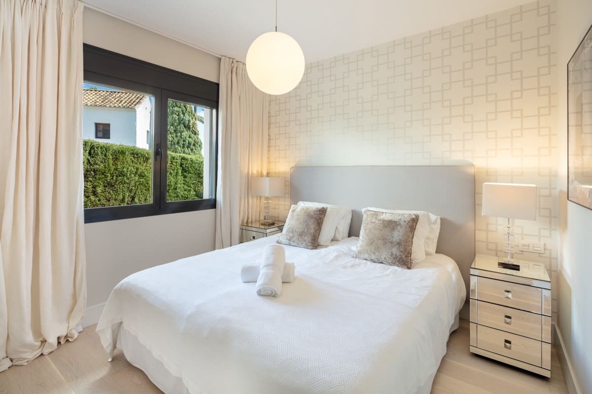 Chalet de 5 habitaciones en Marbella en venta con piscina garaje - 3.295.000 € (Ref: 10002183)