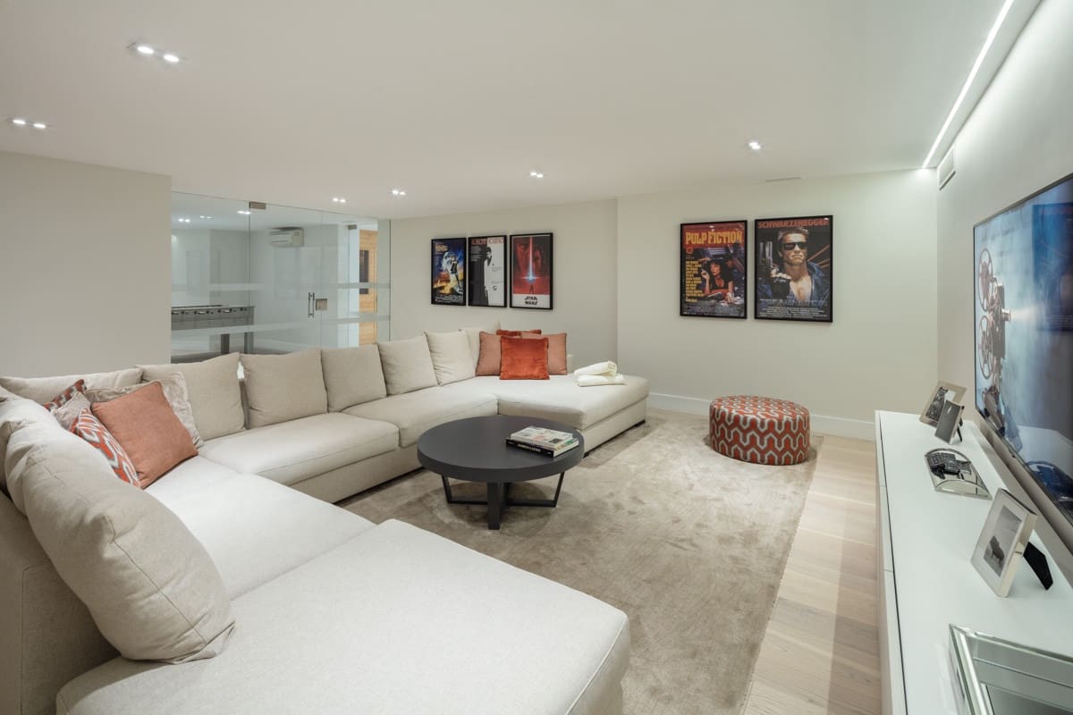 Chalet de 5 habitaciones en Marbella en venta con piscina garaje - 3.295.000 € (Ref: 10002183)