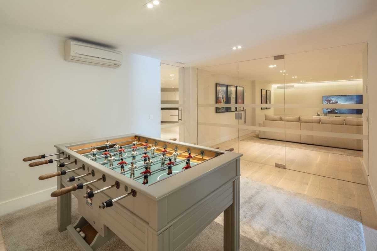 Chalet de 5 habitaciones en Marbella en venta con piscina garaje - 3.295.000 € (Ref: 10002183)