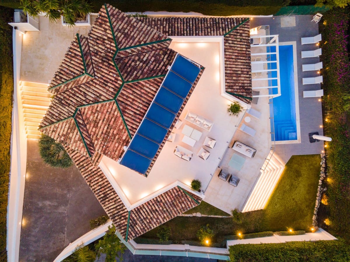 Chalet de 5 habitaciones en Marbella en venta con piscina garaje - 3.295.000 € (Ref: 10002183)