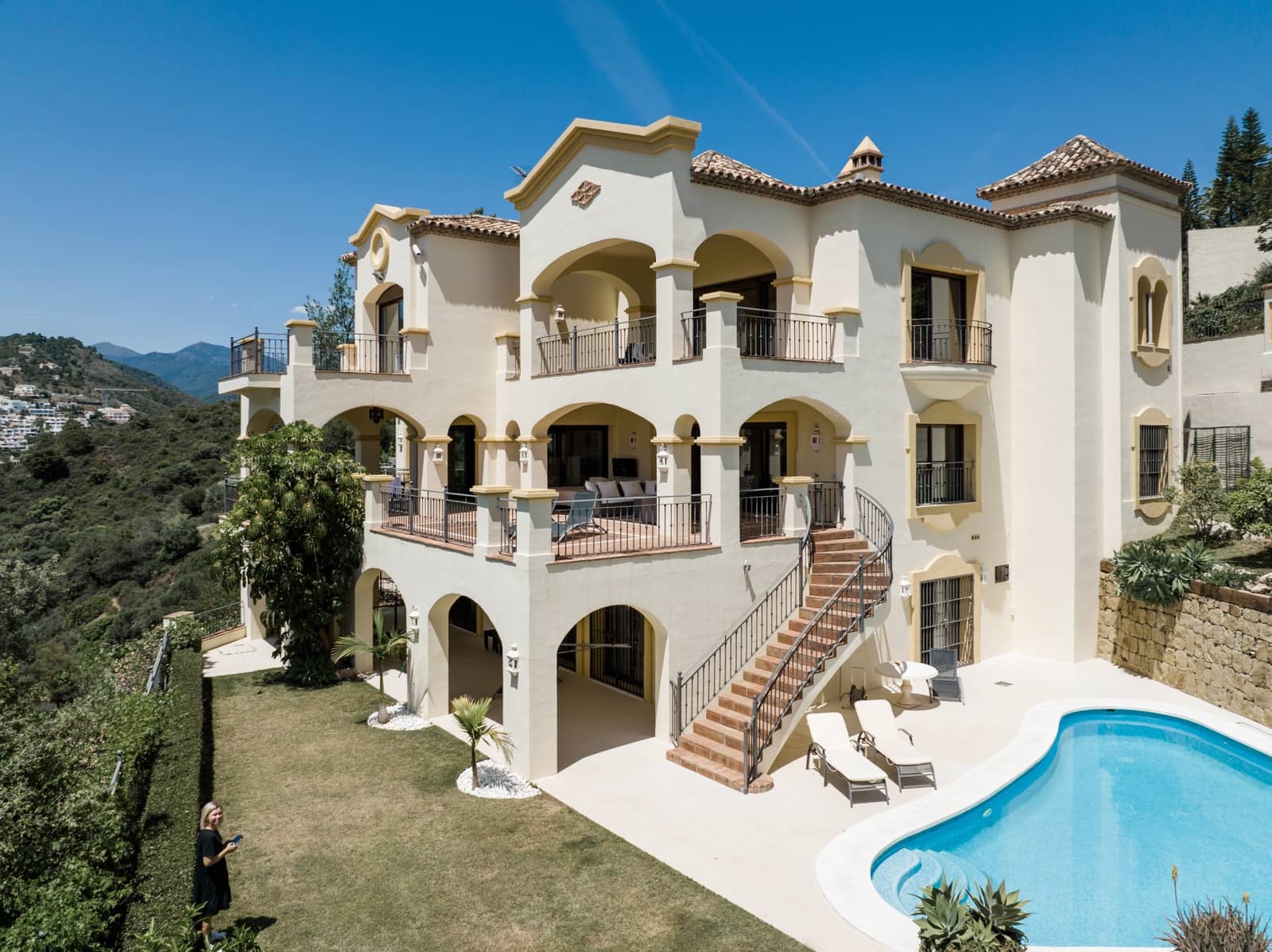 5 slaapkamer Villa te koop in Marbella met zwembad garage - € 2.850.000 (Ref: 10002186)