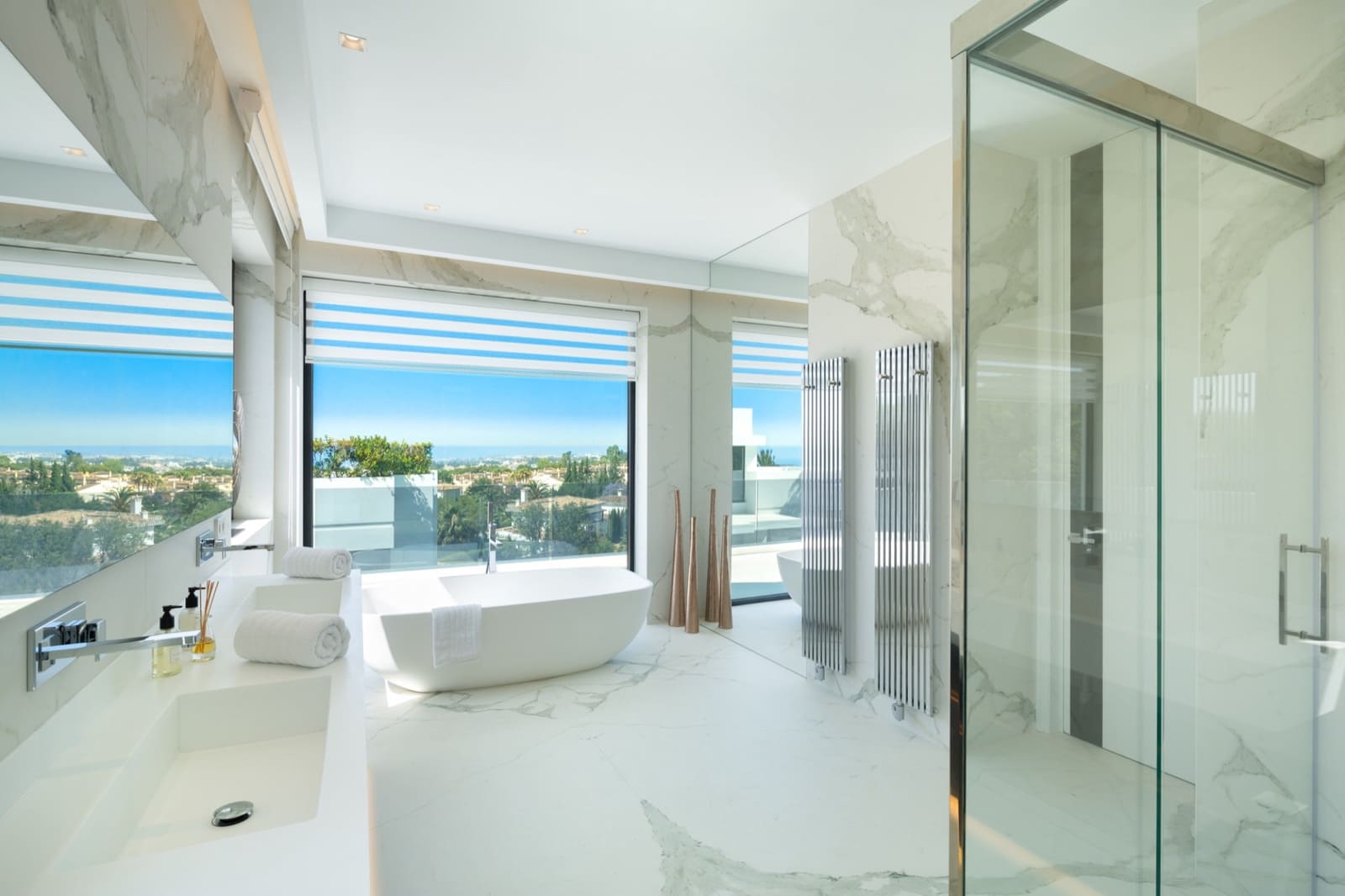 5 chambre Villa/Maison à vendre à Golden Mile avec piscine garage - 5 295 000 € (Ref: 10002188)