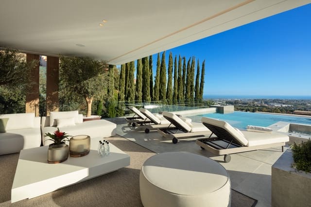 5 slaapkamer Villa te koop in Marbella met zwembad garage - € 8.950.000 (Ref: 10002190)