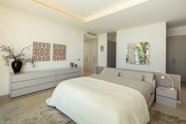 7 quarto Moradia para venda em Marbella com piscina garagem - 5 850 000 € (Ref: 10002191)
