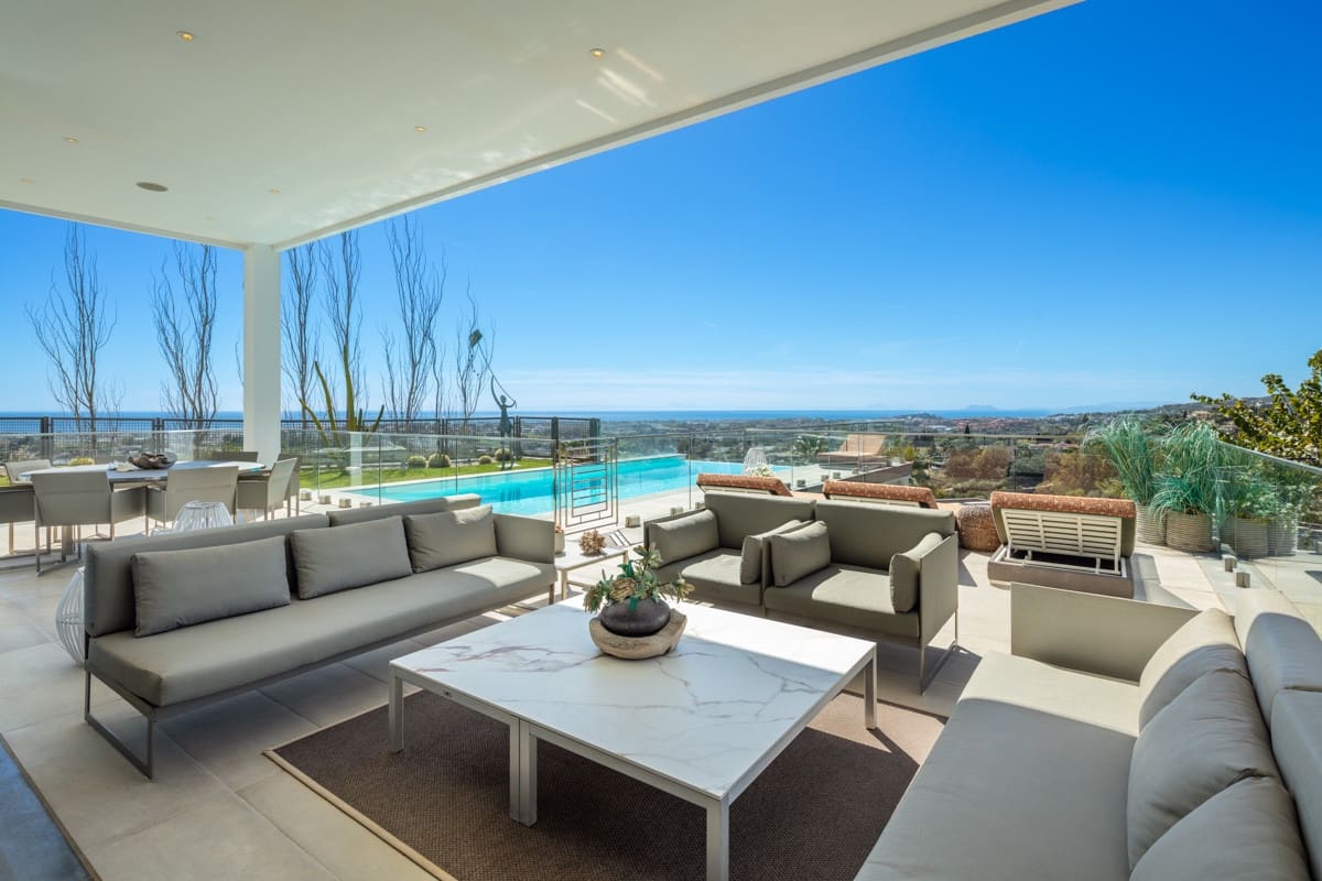 7 quarto Moradia para venda em Marbella com piscina garagem - 5 850 000 € (Ref: 10002191)