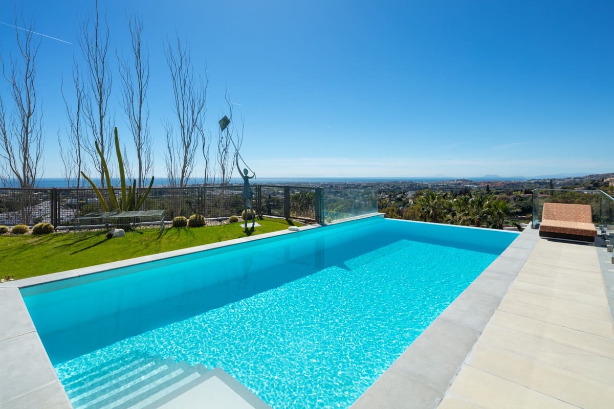 7 quarto Moradia para venda em Marbella com piscina garagem - 5 850 000 € (Ref: 10002191)