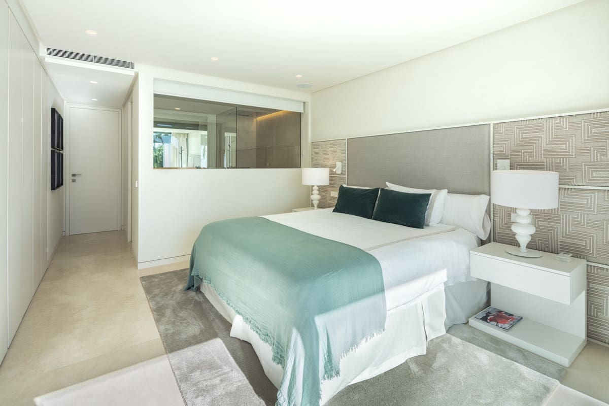 4 sypialnia Apartament na sprzedaż w Marbella z basenem garażem - 6 250 000 € (Ref: 10002192)