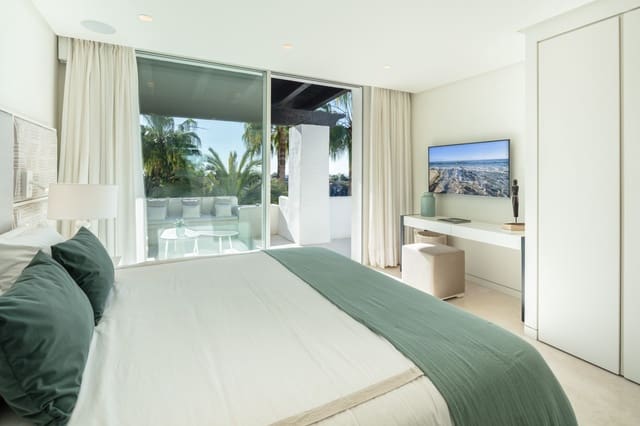 4 sypialnia Apartament na sprzedaż w Marbella z basenem garażem - 6 250 000 € (Ref: 10002192)