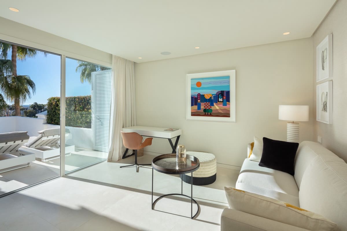 4 sypialnia Apartament na sprzedaż w Marbella z basenem garażem - 6 250 000 € (Ref: 10002192)