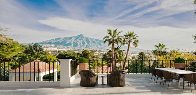 5 Zimmer Villa zu verkaufen in Marbella mit Pool Garage - 4.995.000 € (Ref: 10002193)