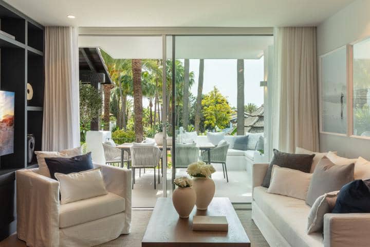3 sypialnia Apartament na sprzedaż w Marbella z basenem garażem - 3 500 000 € (Ref: 10002195)