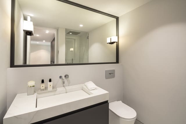 3 sypialnia Apartament na sprzedaż w Marbella z basenem garażem - 3 500 000 € (Ref: 10002195)
