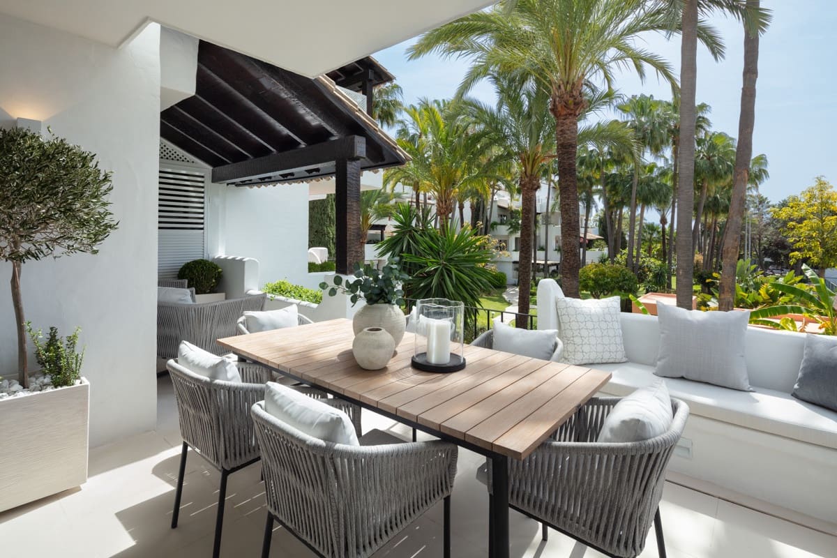 3 sypialnia Apartament na sprzedaż w Marbella z basenem garażem - 3 500 000 € (Ref: 10002195)