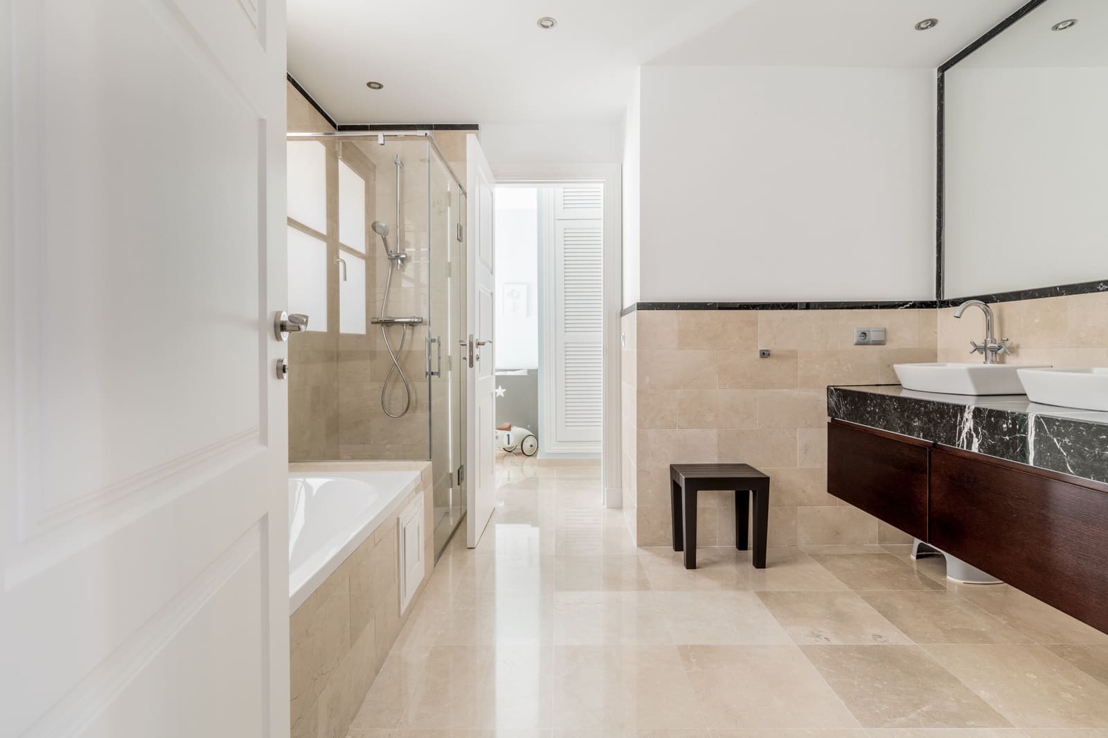 7 slaapkamer Villa te koop in Marbella met zwembad garage - € 3.875.000 (Ref: 10002197)