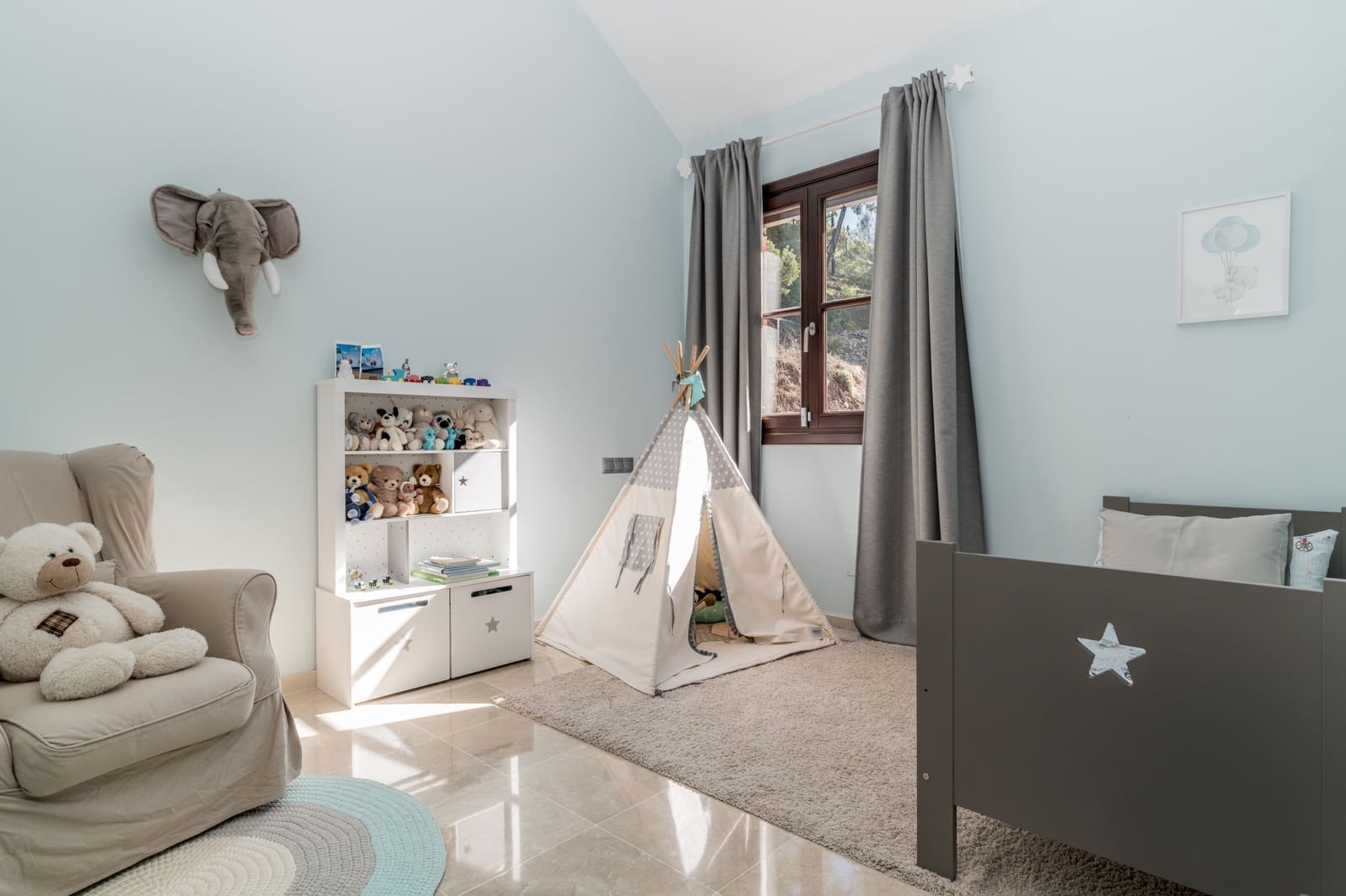 7 slaapkamer Villa te koop in Marbella met zwembad garage - € 3.875.000 (Ref: 10002197)