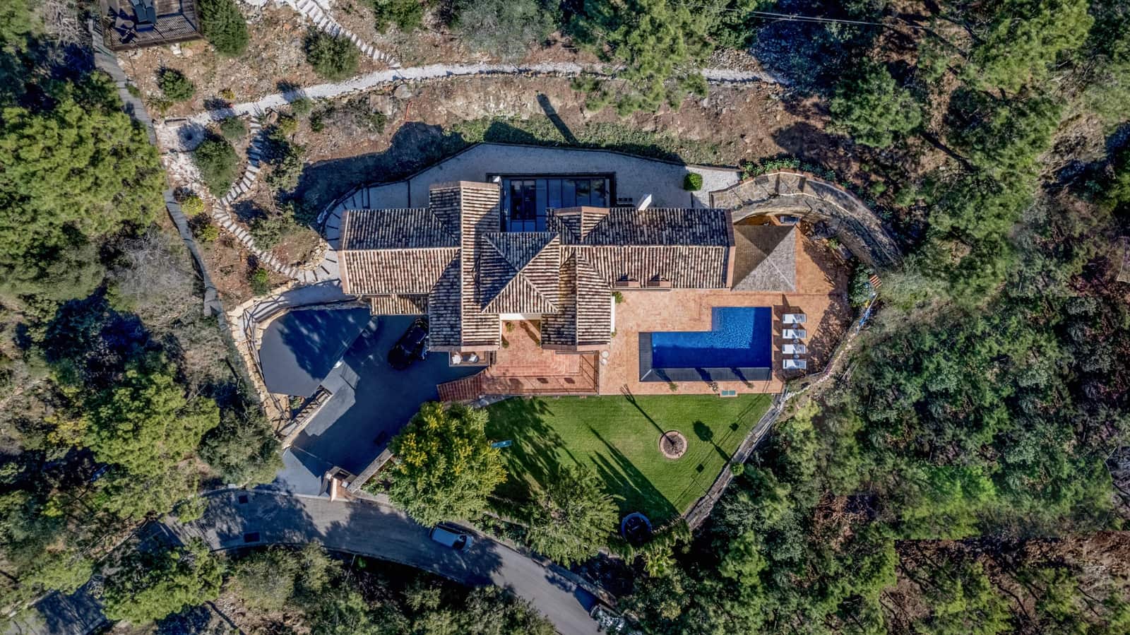 7 slaapkamer Villa te koop in Marbella met zwembad garage - € 3.875.000 (Ref: 10002197)