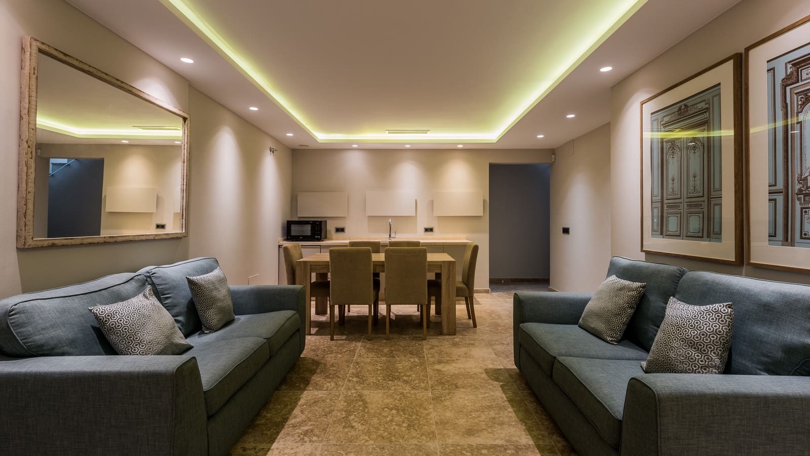 5 bedroom Villa for sale in Marbella with pool garage - € 2,850,000 (Ref: 10002198)