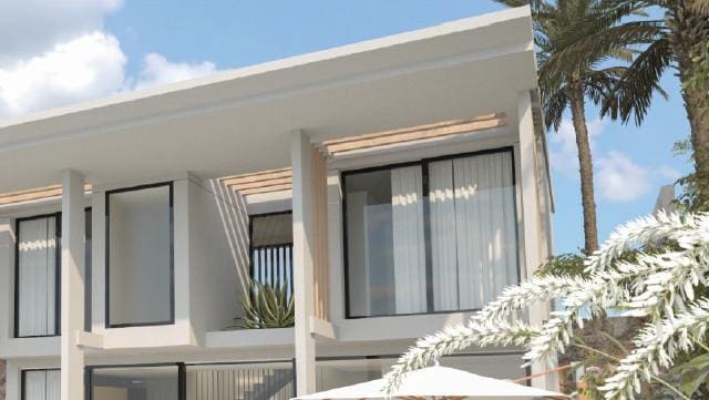 Chalet de 4 habitaciones en Estepona en venta con piscina garaje - 799.000 € (Ref: 10002202)