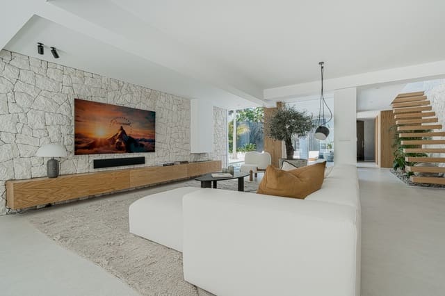 4 slaapkamer Villa te koop in Marbella met zwembad garage - € 2.995.000 (Ref: 10002204)