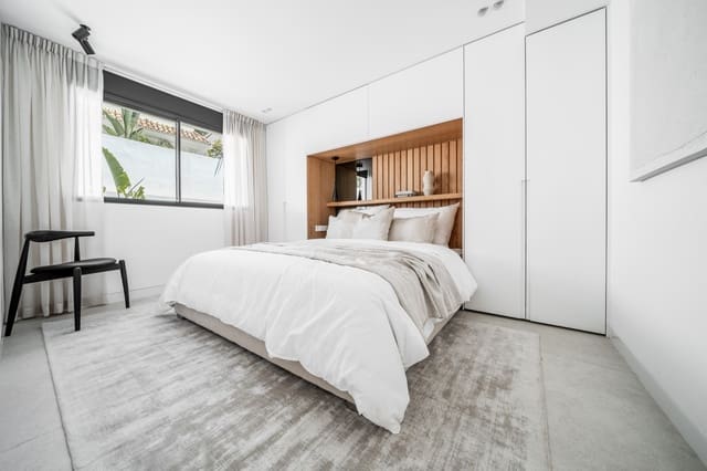 4 slaapkamer Villa te koop in Marbella met zwembad garage - € 2.995.000 (Ref: 10002204)