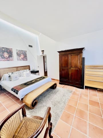 5 slaapkamer Villa te koop in Sotogrande Alto, San Roque met zwembad garage - € 1.080.000 (Ref: 10002205)