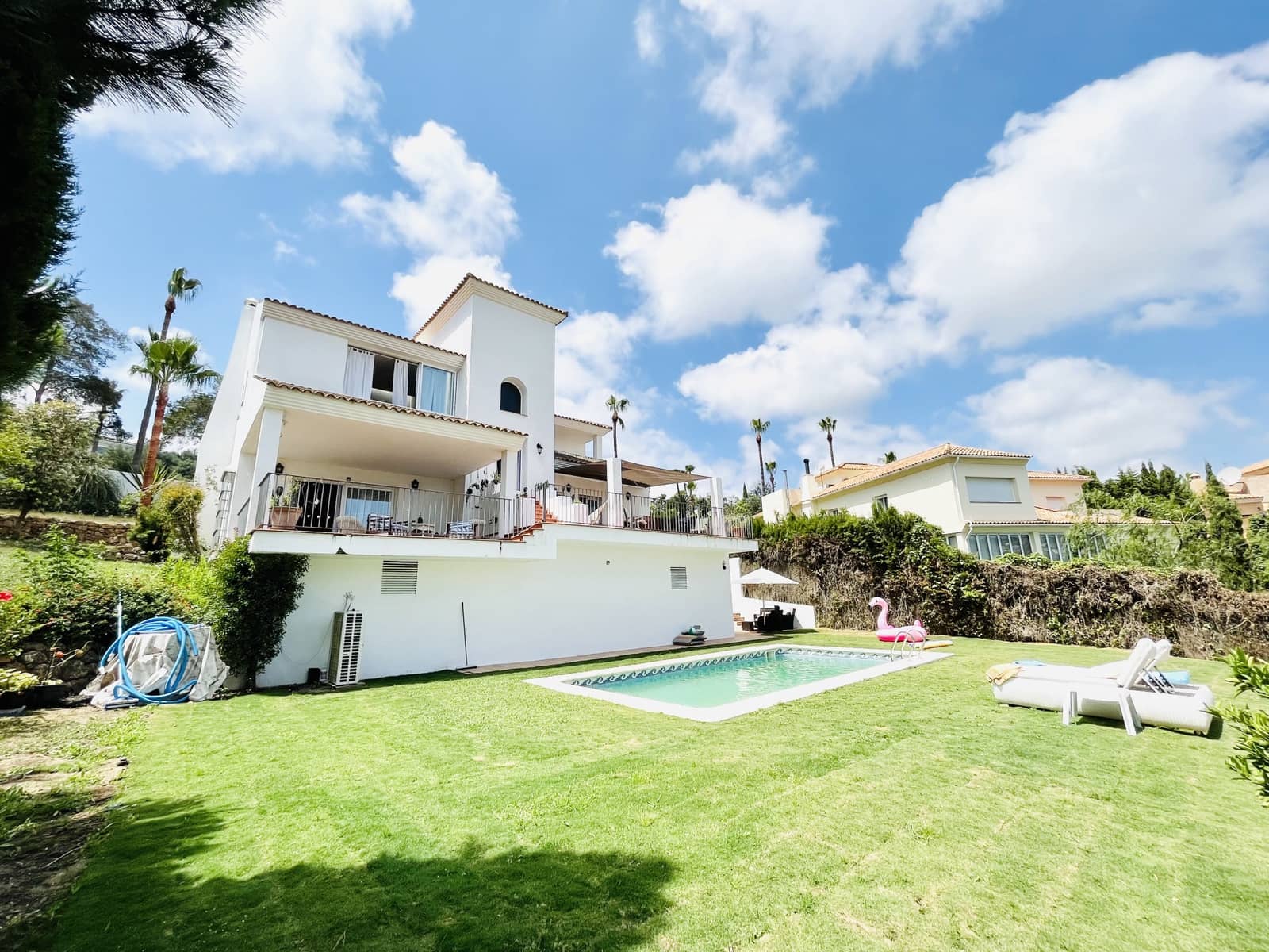 5 slaapkamer Villa te koop in Sotogrande met zwembad garage - € 1.080.000 (Ref: 10002205)